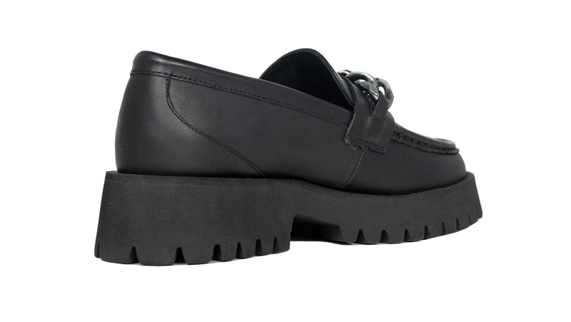 Zapatos de piso de sierra con cadena en el empeine