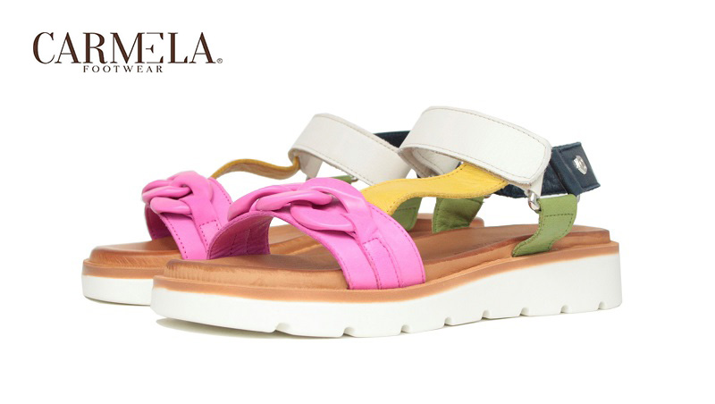 Sandalias planas Carmela multicolor