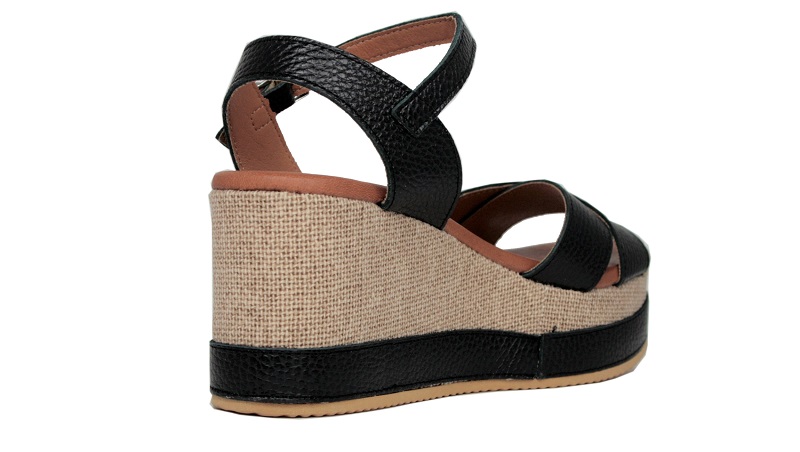 Sandalias negras de plataforma tejida