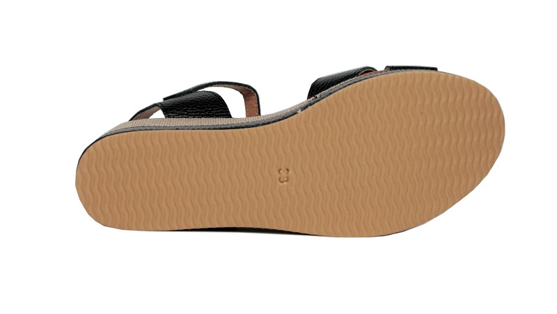 Sandalias negras de plataforma tejida