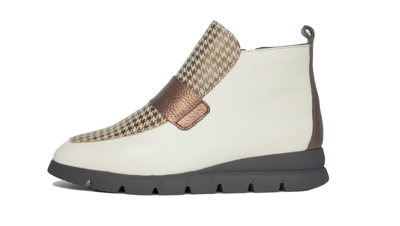 Botines tobilleros blancos con la pala de cuadros Nival Woman