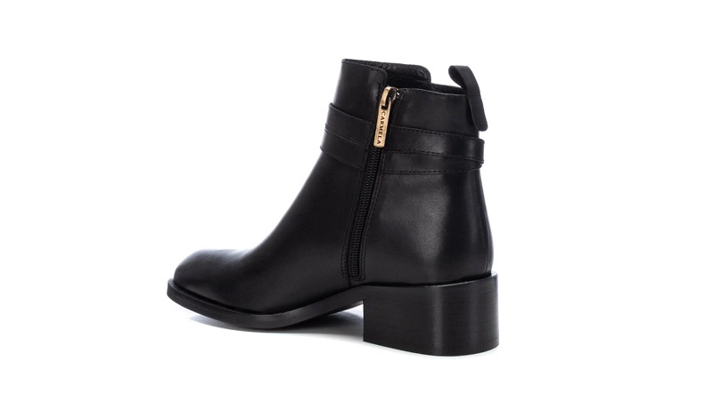 Botines Carmela negros tacón bajo