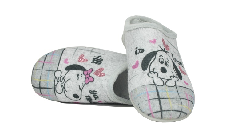 Zapatillas de casa de perros amorosos