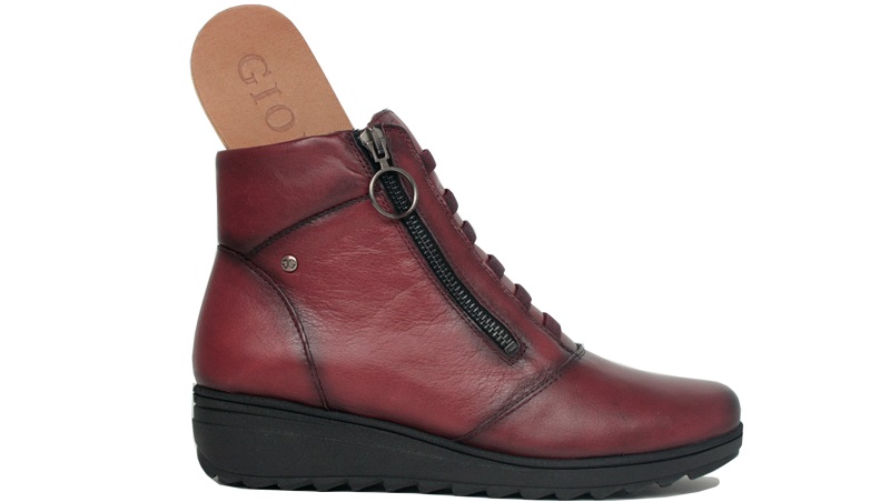 Botines españoles de piel burdeos