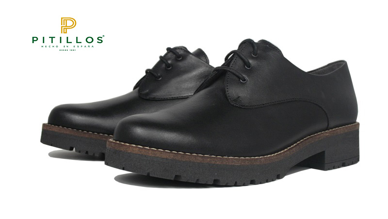 Zapatos negros de cordones - Pitillos 5373