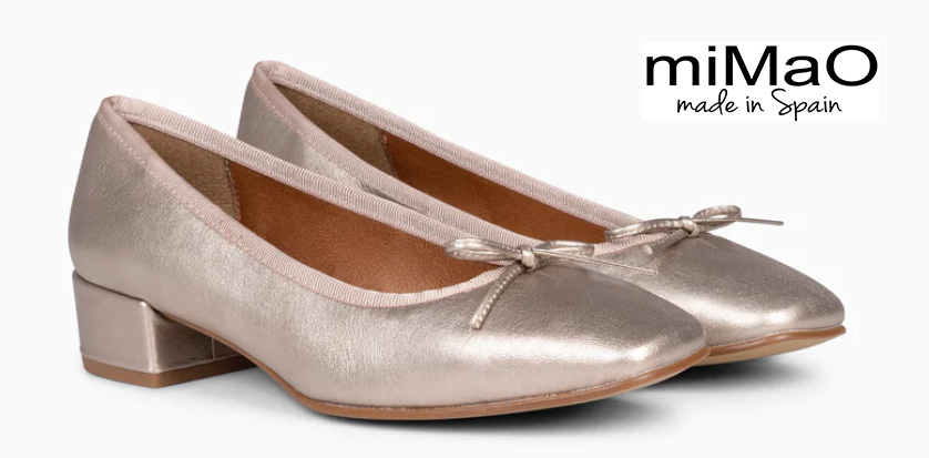 Bailarinas doradas con tacón de 3cm
