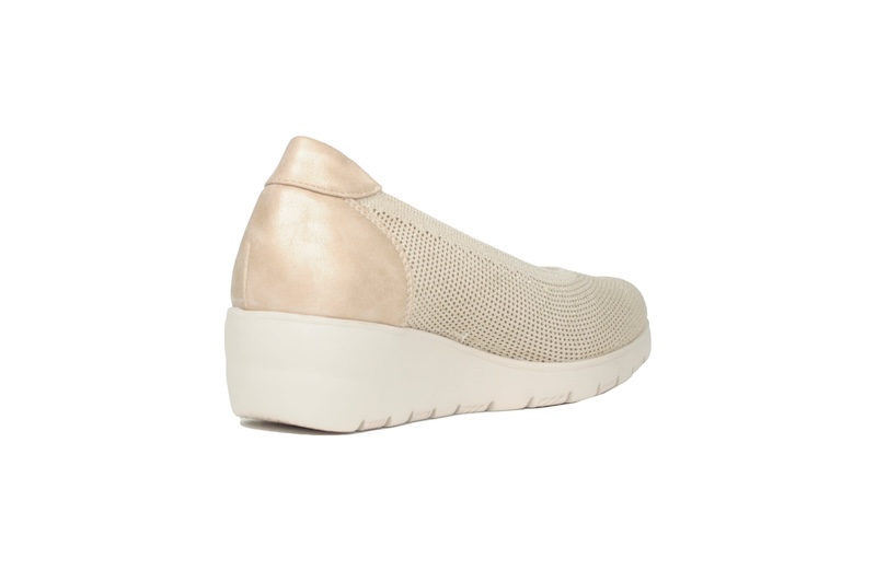 Zapato escotado de tejido adaptable | 30´s