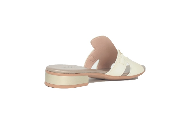 HISPANITAS | Mule modelo Cervo color nata