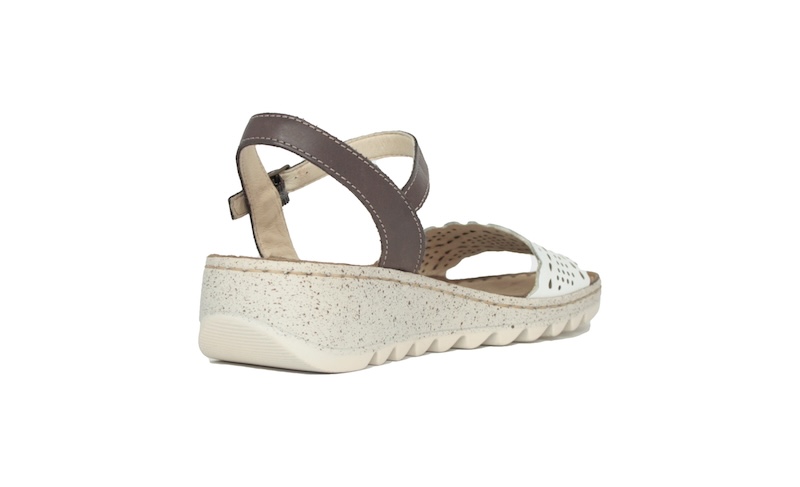 Sandalia de Walk and Fly modelo 40913 blanco