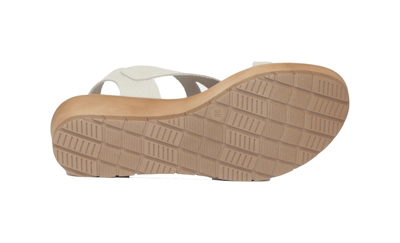 Sandalias de piel españolas de piel color hielo