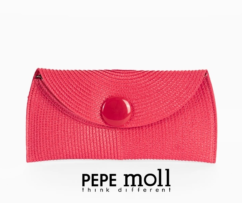 Bolso de mano color rojo para vestir