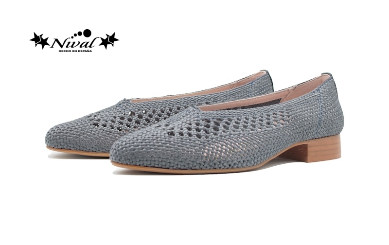 Zapatos Nival Woman de piel de rejilla azul