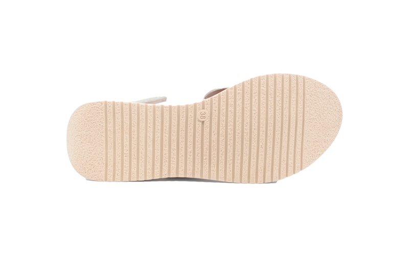 Sandalias de piel de tiras cruzadas color crema