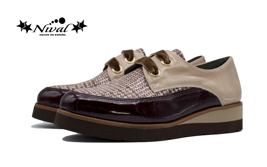 Blucher de charol burdeos y crema