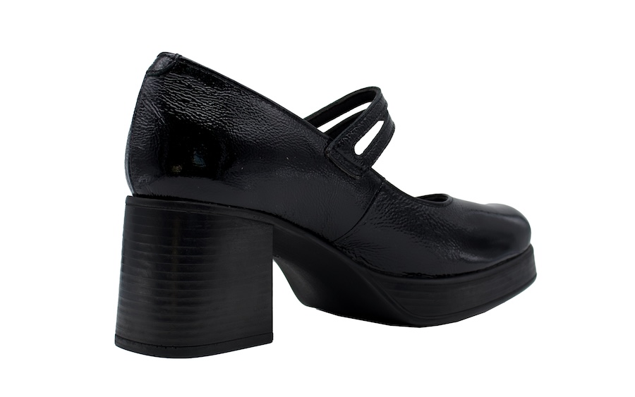 Zapatos de charol negro de doble pulsera con tacón