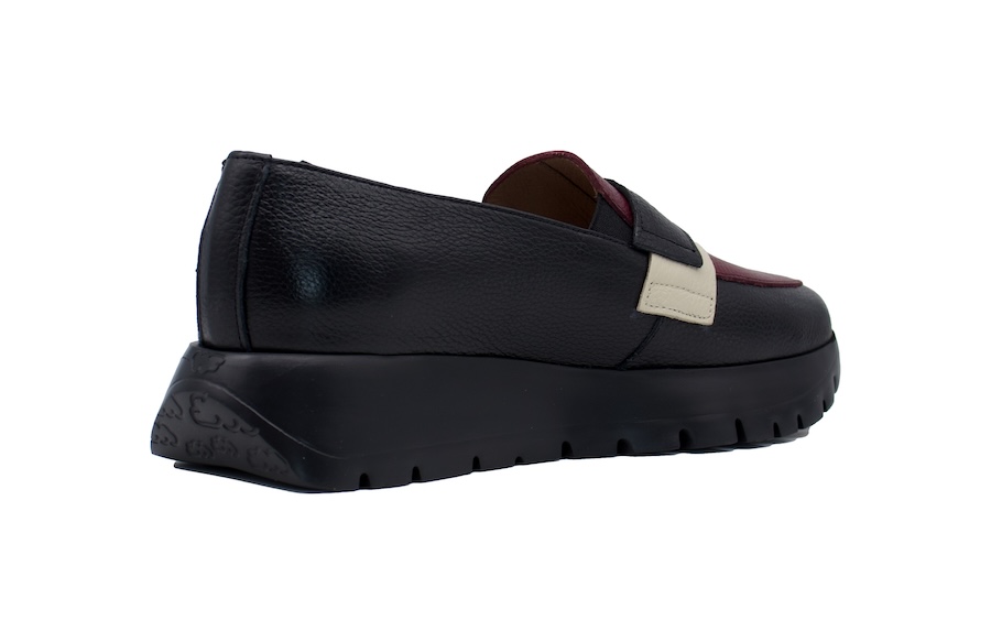 Mocasines Wonders negro y burdeos