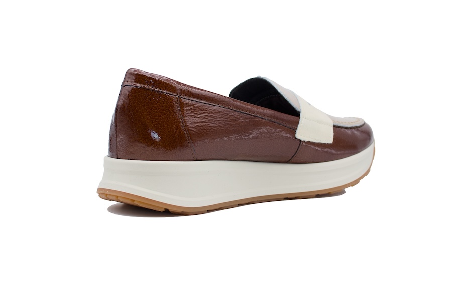 Mocasines sport Pitillos color nata y caramelo