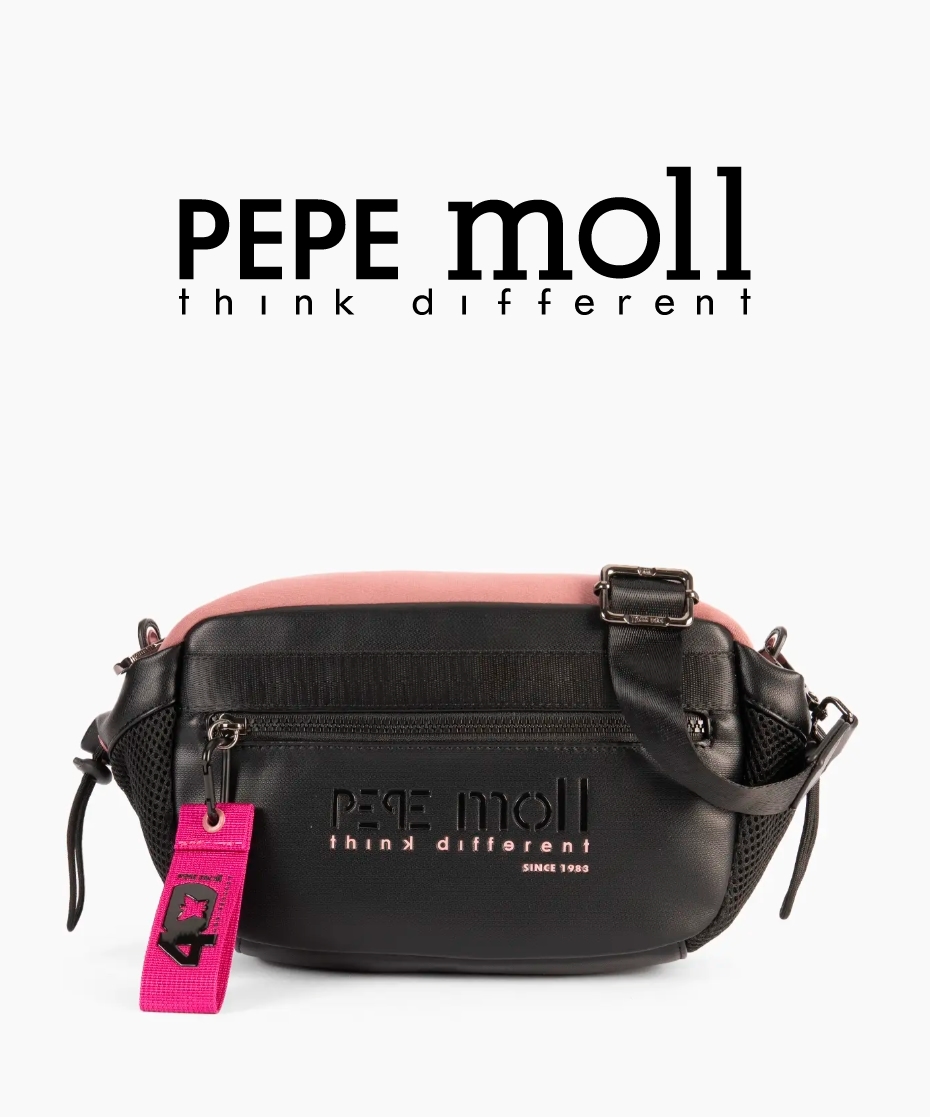 Bolso negro con tonos fuxia y maquillaje