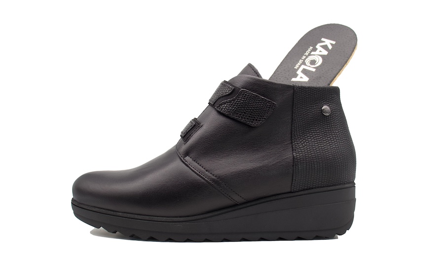 Botines negros de piel de caña tobillera