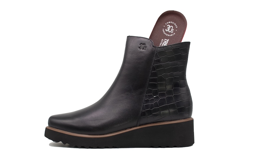 Botines piel labrada piso ligero
