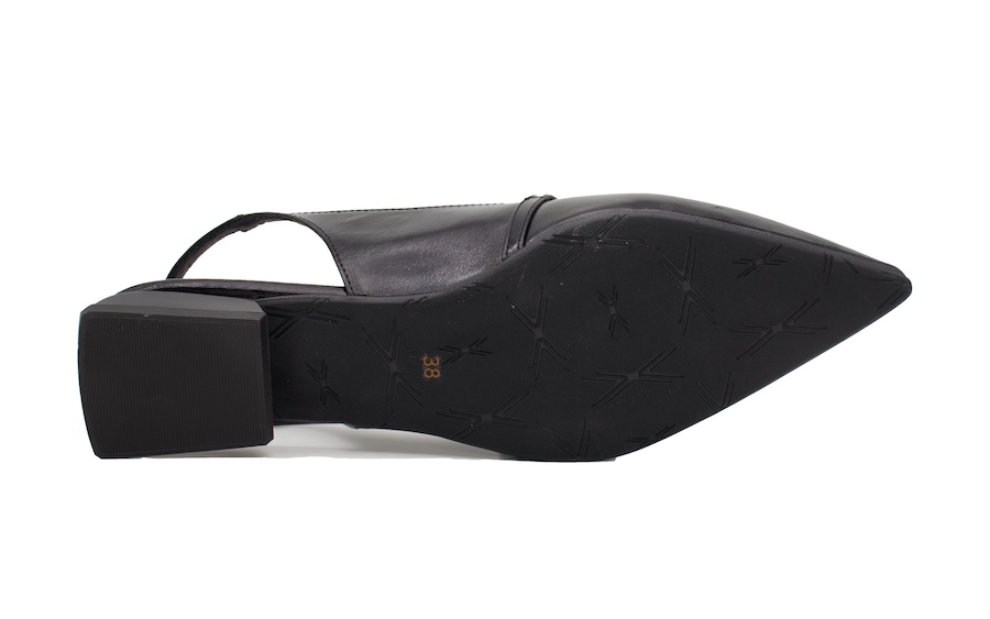 Zapatos negros planos de vestir