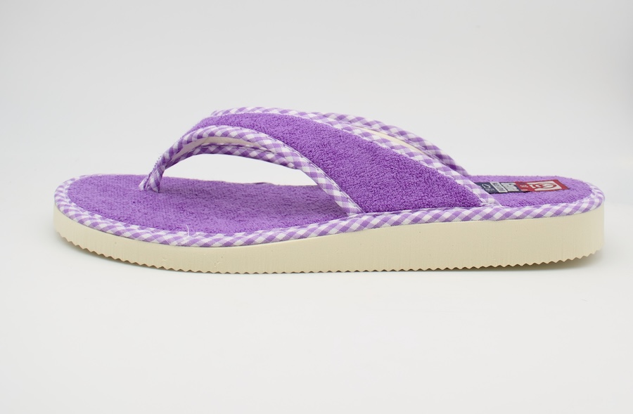Zapatillas de casa de dedo de rizo color malva