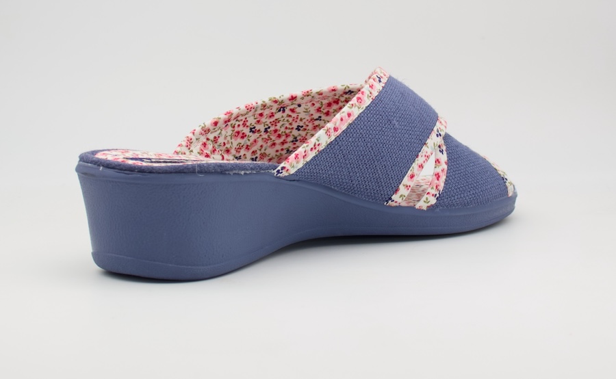 Zapatillas de casa tiras cruzadas color tejano