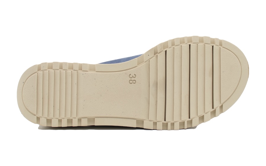 Sandalias de serraje azul jeans con cordones en el empeine