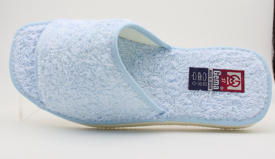 Zapatillas de verano para casa color azul celeste