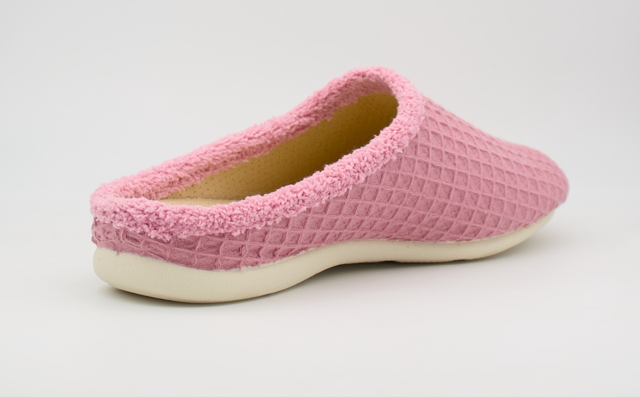 Zapatillas de casa rosa fresa con plantilla extraíble