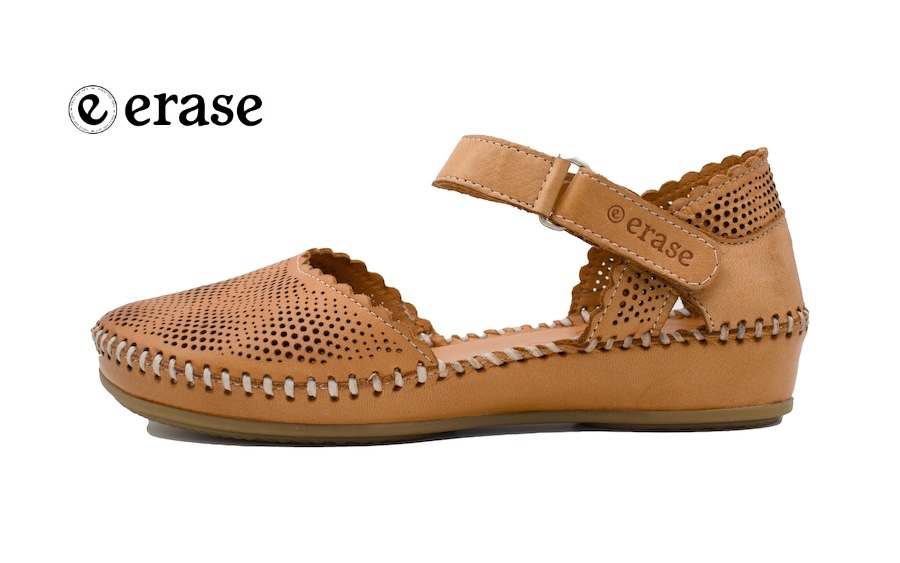 Sandalias de cuero cerradas de delante y de talón
