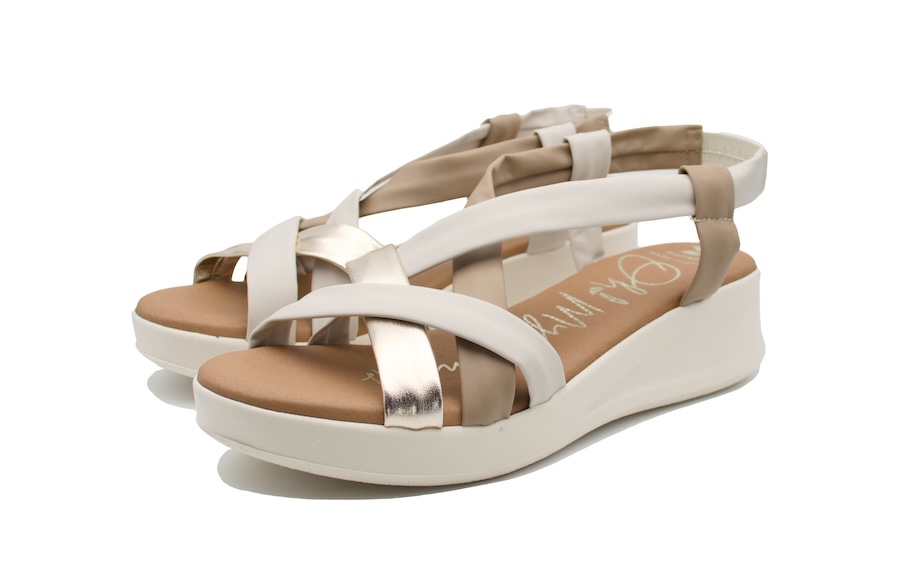 Sandalias de piel de tubulares en tonos claros
