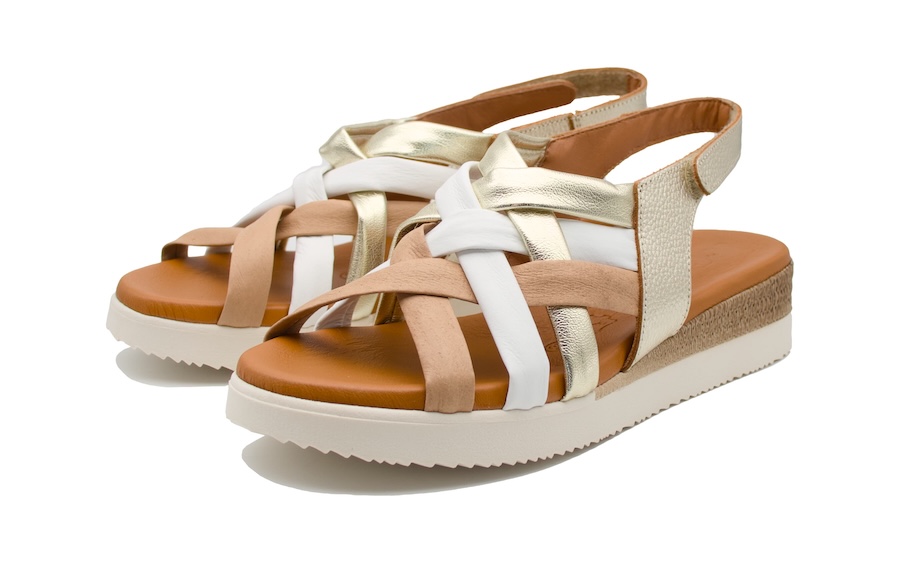 Sandalia de piel de tiras tubulares extra blandas