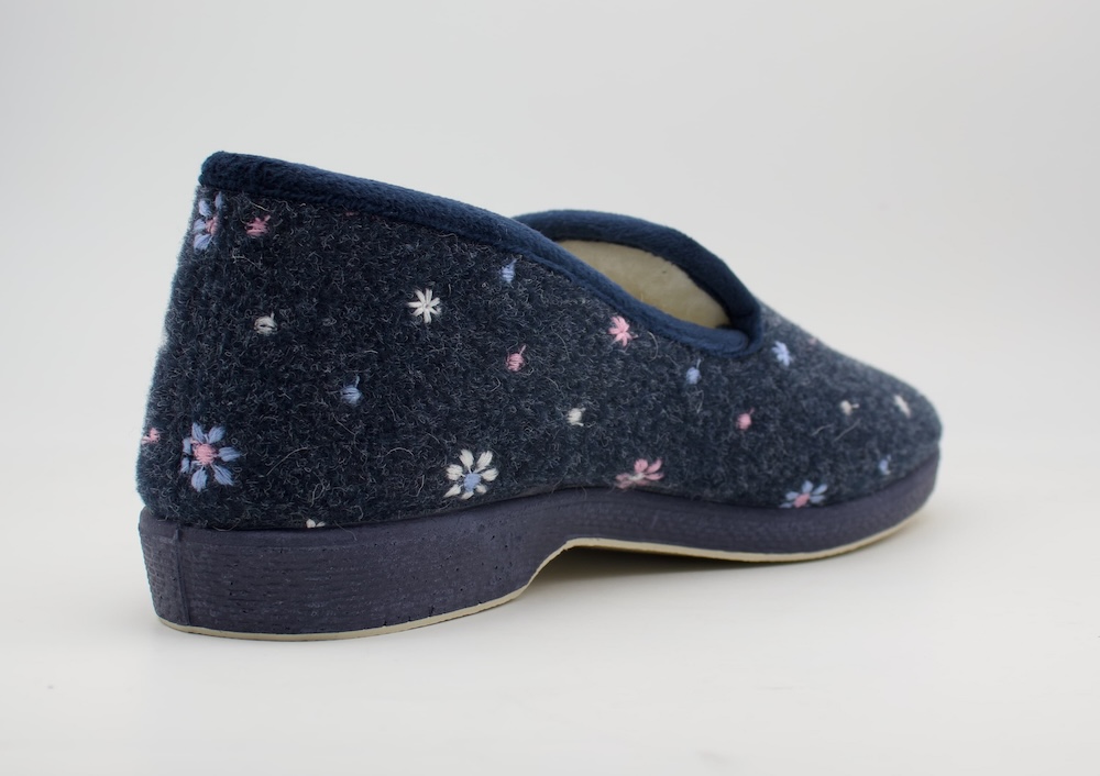 Zapatillas Doctor Cutillas Pura Lana Virgen | Bordado Floral