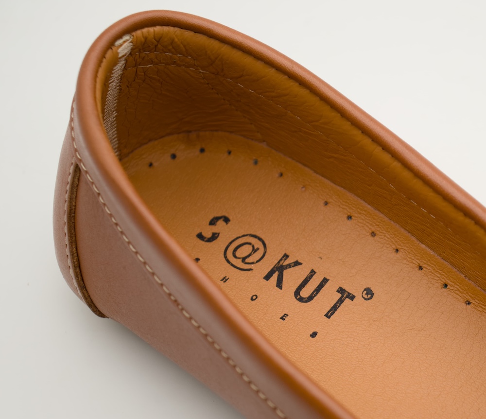 Mocasín Penny Loafer S@kut en Cuero Natural – Flexibilidad Superior y Costura Artesanal