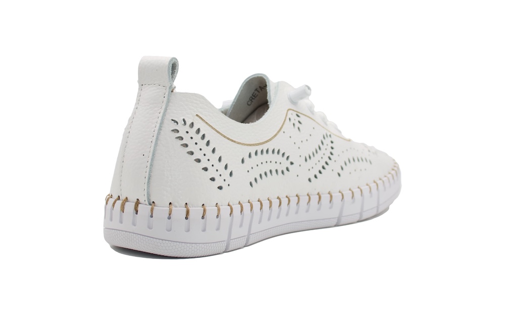 Sneaker de Piel Blanca Micro-Perforada con Suela de Tracción Articulada y Costura Artesanal