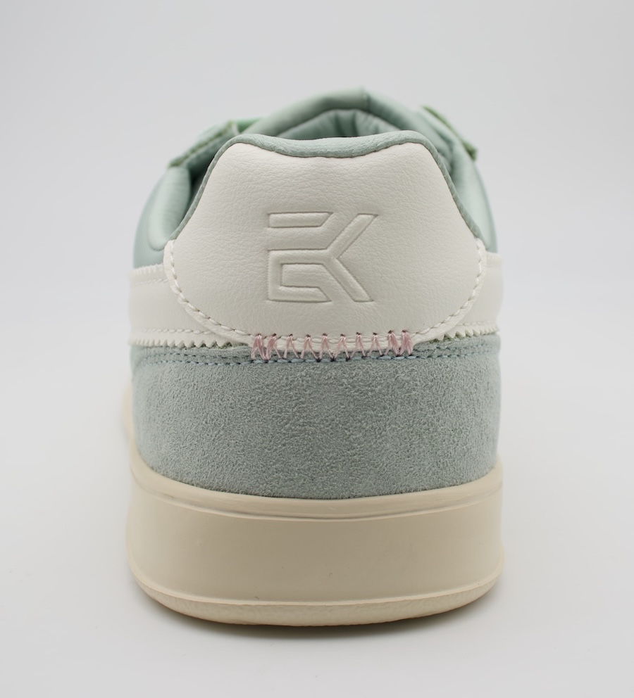Barefoot de color verde aqua
