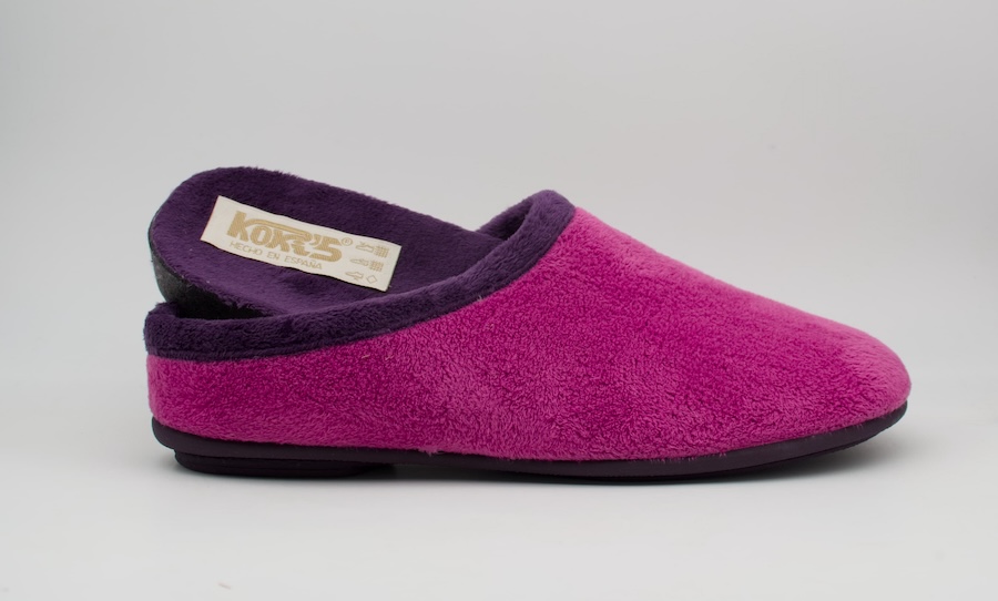 Zapatillas de casa planas color magenta