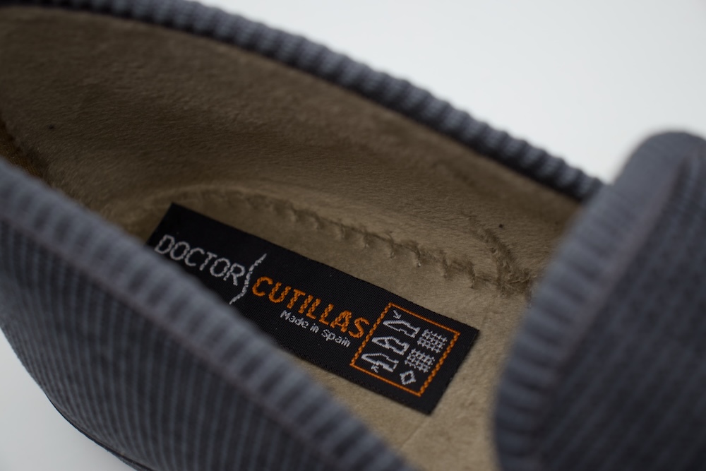 Zapatillas de Casa Doctor Cutillas para Hombre | Invierno y Rejilla Abrigada Gris