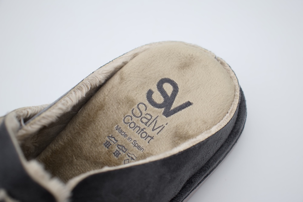 Zapatillas de Casa Salvi Confort Antracita para Hombre | Zueco de Invierno con Hebilla y Forro Térmico