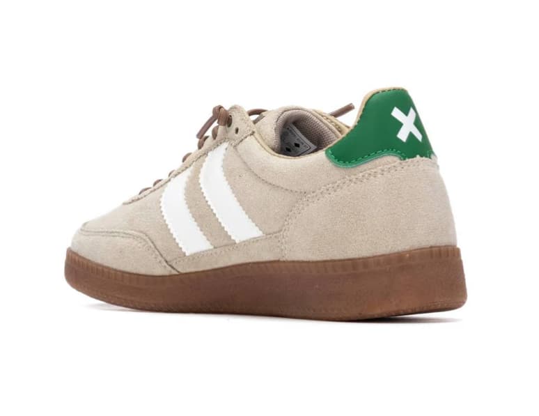 Zapatillas mujer planas color beis piso de caramelo