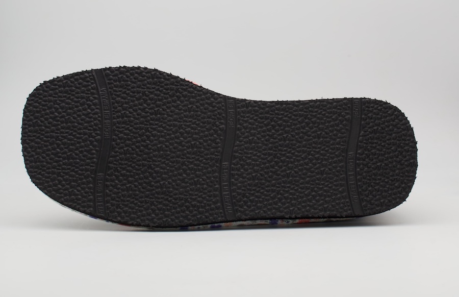 Zapatillas cerradas de piso anti ruidos
