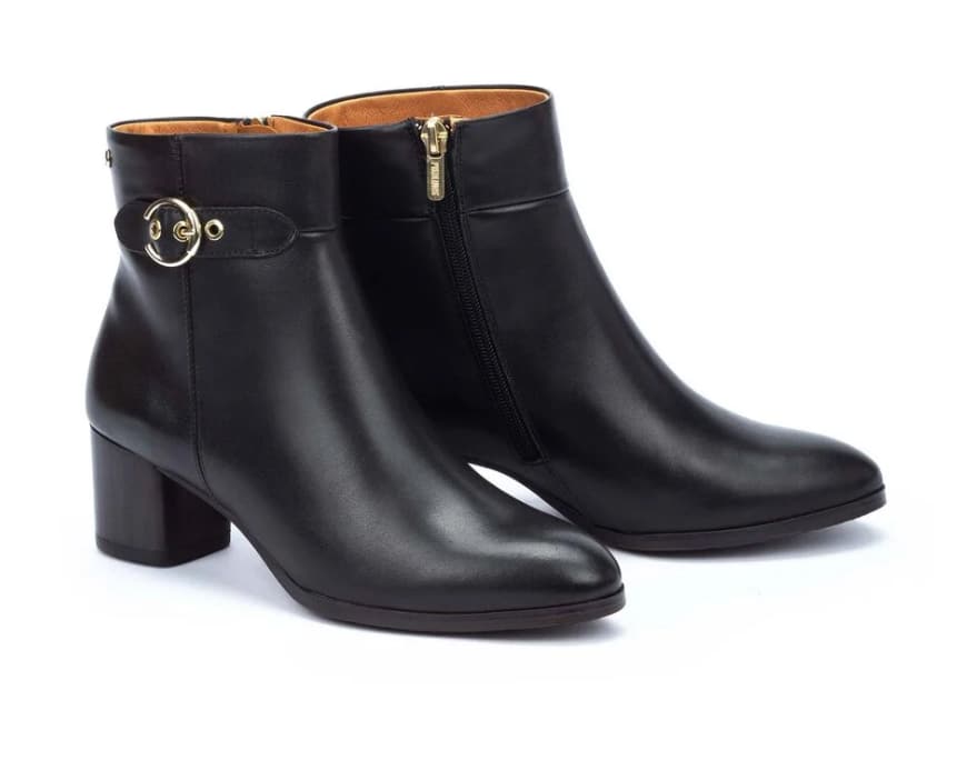 Botines Pikolinos tacón modelo Calafat negro