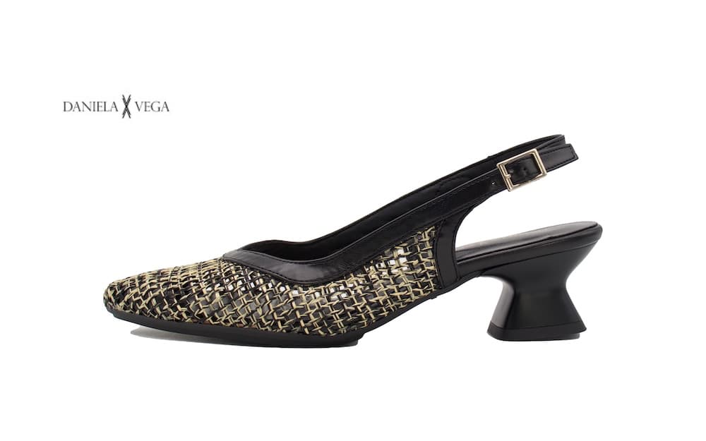 Zapato Destalonado de Rejilla Negro y Oro - Daniela Vega | Tacón Cómodo Fiesta