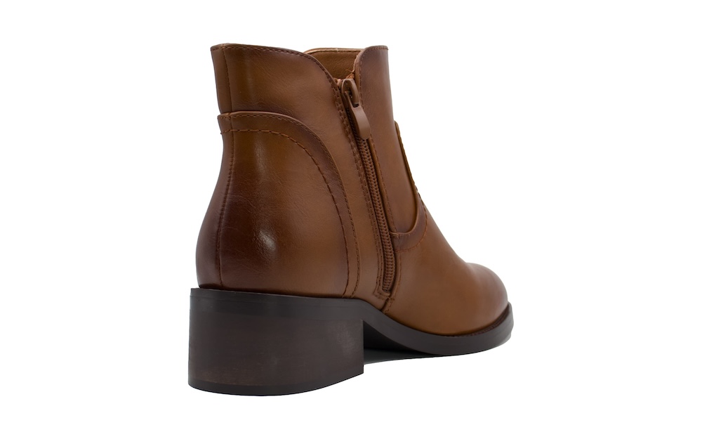 Botines color camel de tacón bajo Amarpies