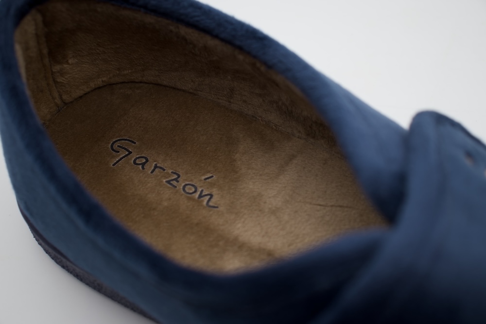 Zapatillas de Casa Garzón para Hombre | Zapatilla Cerrada Azul con Velcro y Suela Flexible
