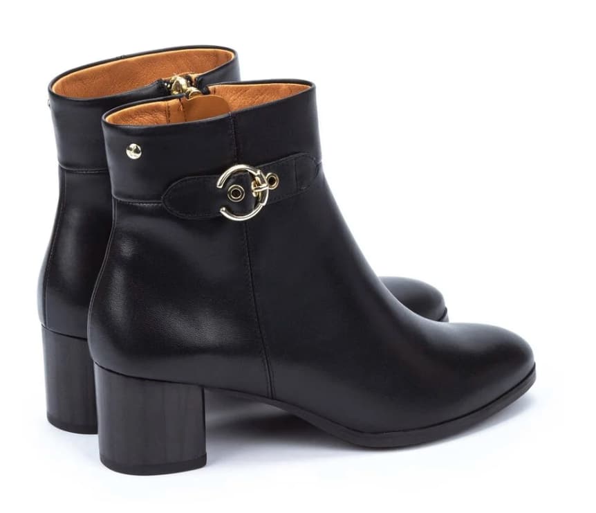 Botines Pikolinos tacón modelo Calafat negro