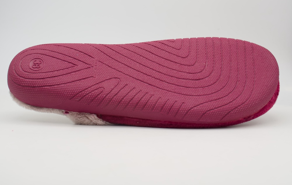 Zapatillas de casa burdeos con planta de pelo