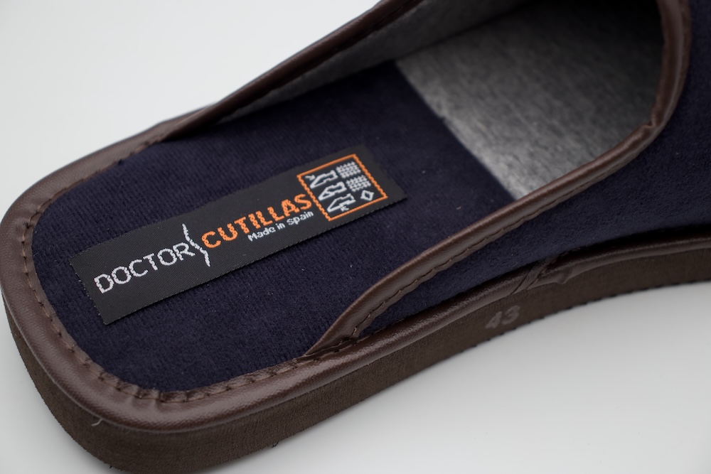 Zapatillas de Casa Doctor Cutillas Hombre | Chinela de Invierno Azul Marino y Marrón