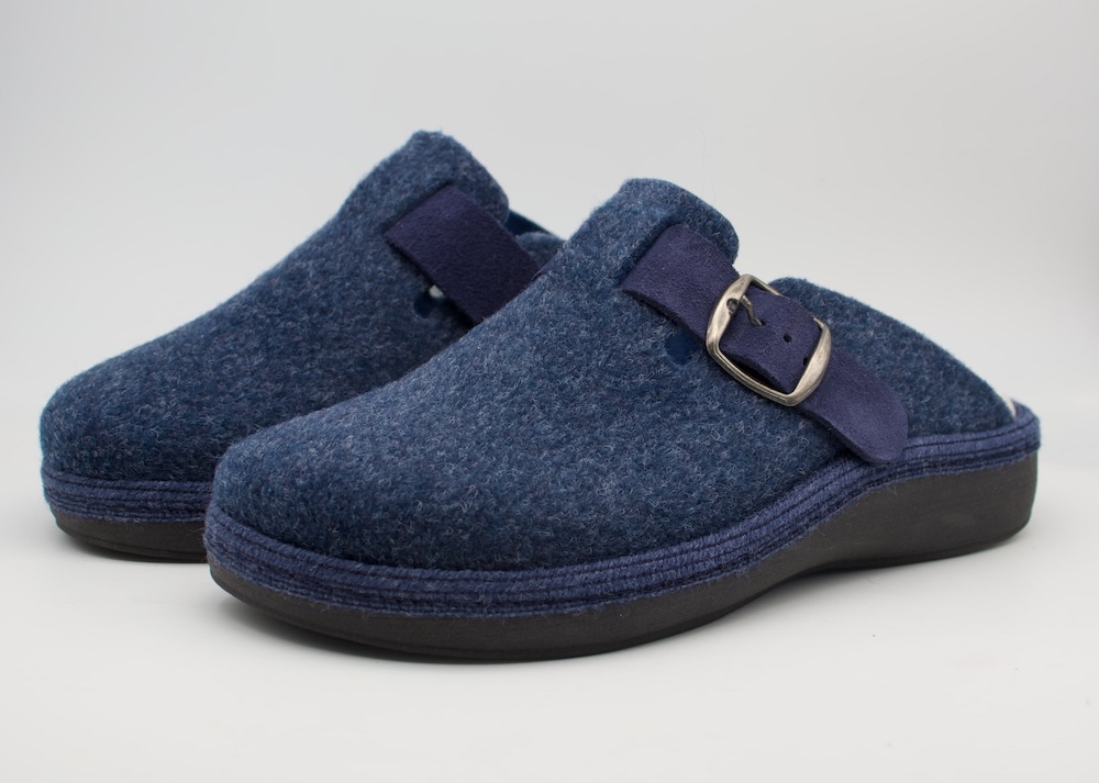 Zapatillas de casa Salvi de tejido de paño azul